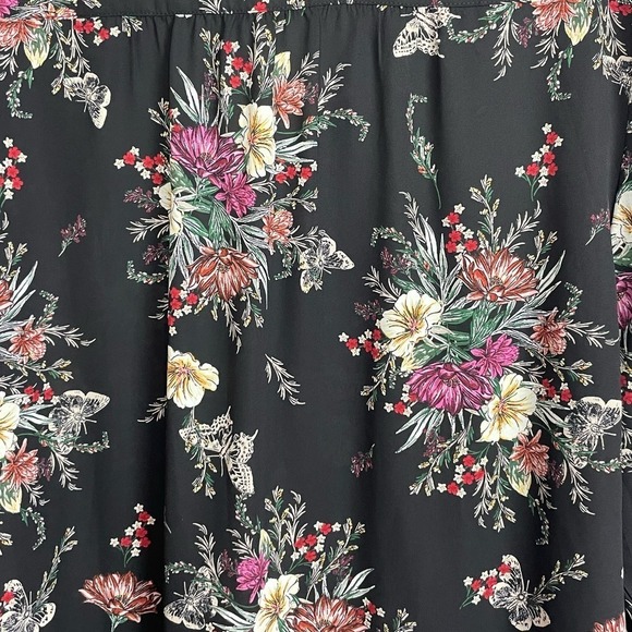 Torrid Black Floral Covered Button Up Long Sleeve Plus Size 2 - Picture 6 of 7